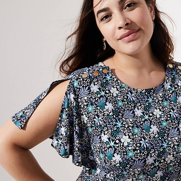 1 LEFT - NWT LOFT Blue Floral Dress PLUS SIZE 26 - Picture 3 of 7